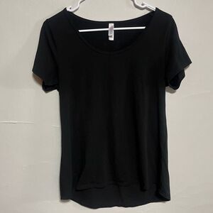LulaRoe Classic Tee